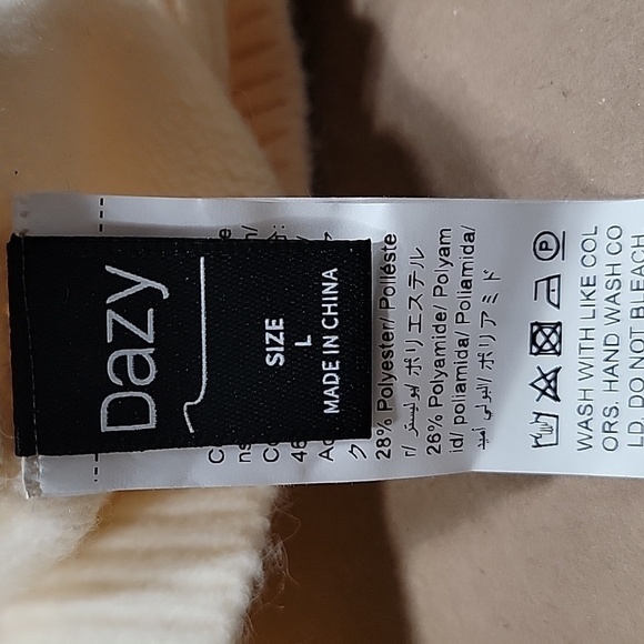 Dazy Size L Cream Colored Sweater with Floral Pattern at Back Neckline, EUC - Picture 11 of 12